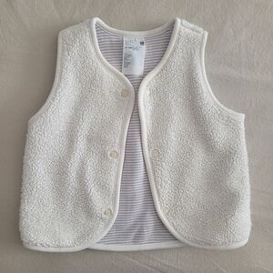 🧸2/20$ Uniqlo Cozy Cream Sherpa Vest Baby Size 12-18M
